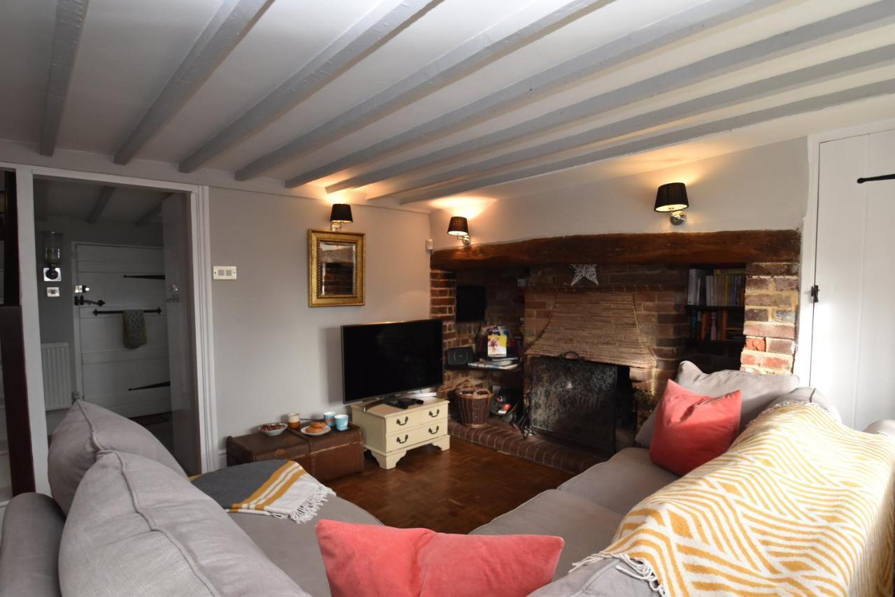 Rose Mullion Cottage Pett Exterior foto