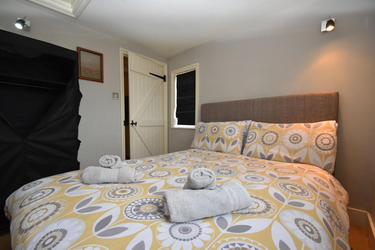 Rose Mullion Cottage Pett Exterior foto